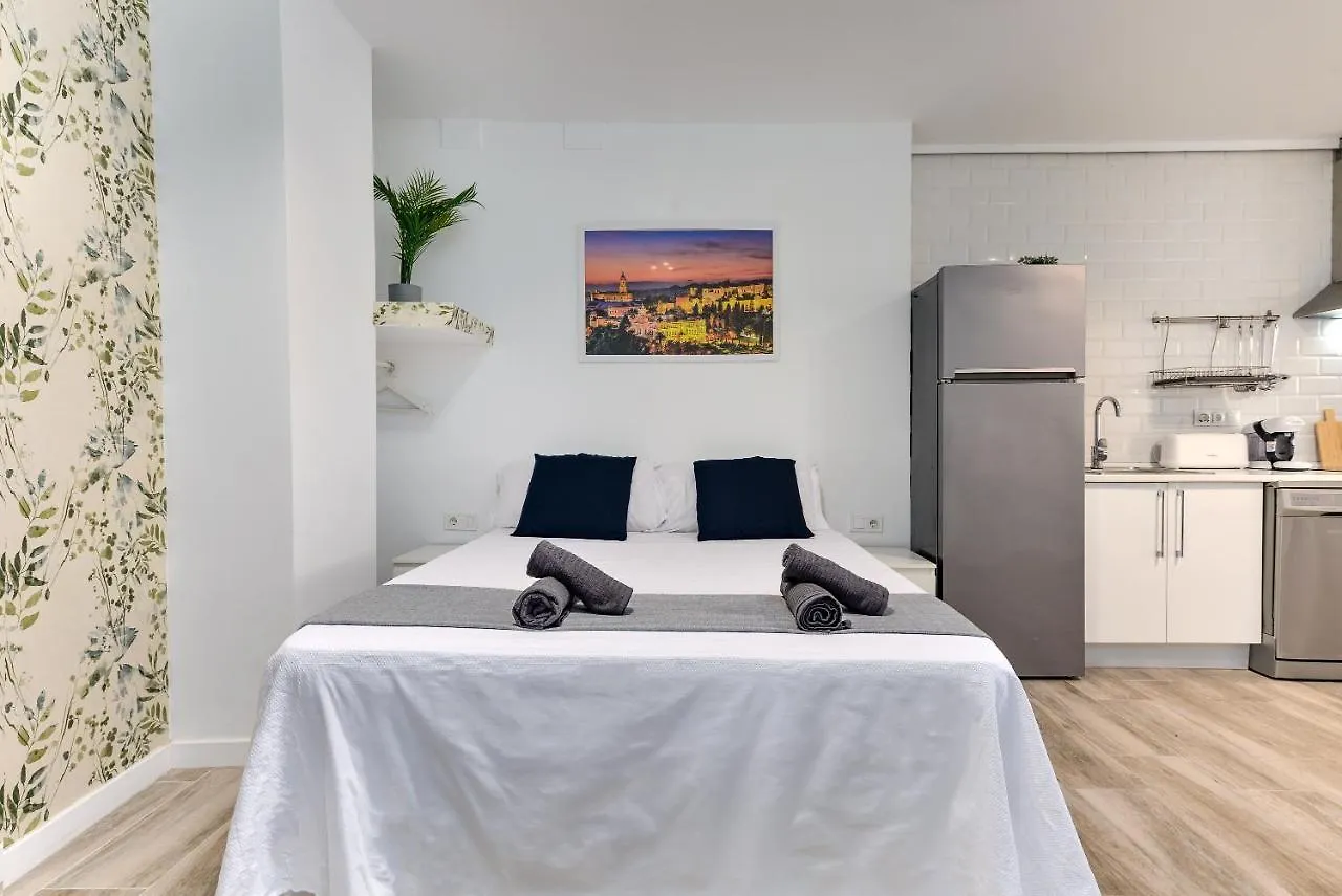 Marmoles Apartments! Malaga Apartment